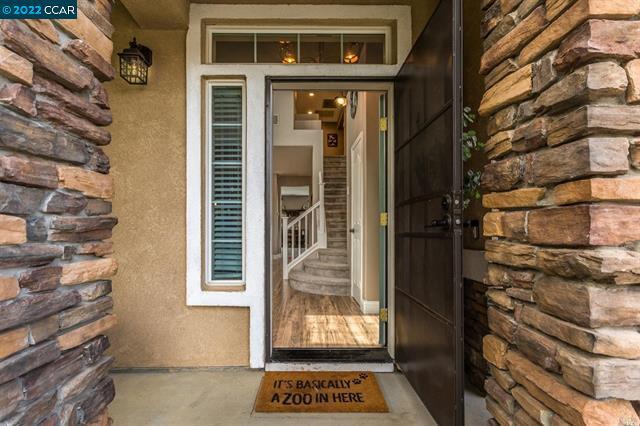Building Photo - 1229 Swan Lake Dr