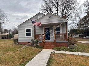 Building Photo - 410 Gann St