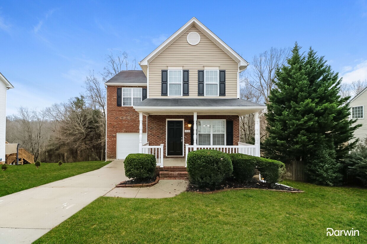 Primary Photo - 310 Creekview Drive, Kernersville, NC 27284