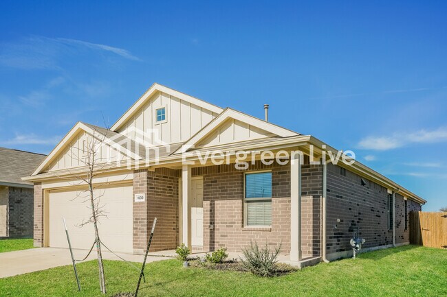Foto del edificio - 1033 Crestview Dr