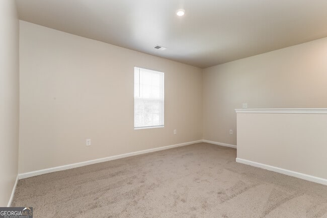 Building Photo - 20 Sloane Ct