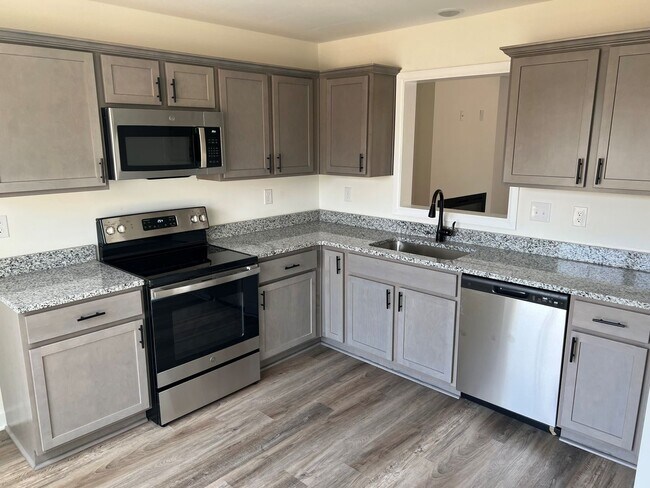 Foto del edificio - 1530 N Goodlett Grove Cove