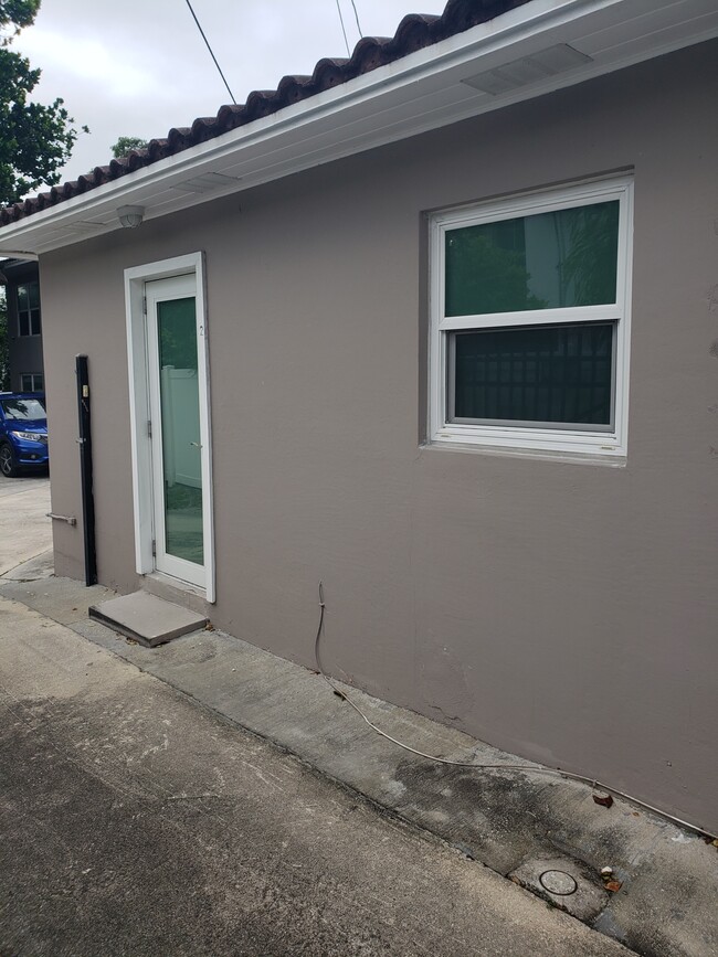 Foto del edificio - 720 E Atlantic Blvd