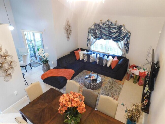Foto del edificio - 2470 NW 99th Way
