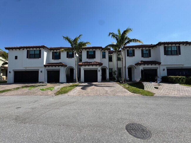 Foto del edificio - 2037 Oysterwood Ln