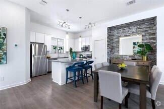 Building Photo - 716 Enchantment Trl