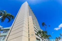 Building Photo - 2211 Ala Wai Blvd