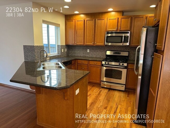 Building Photo - 22304 82nd Pl W