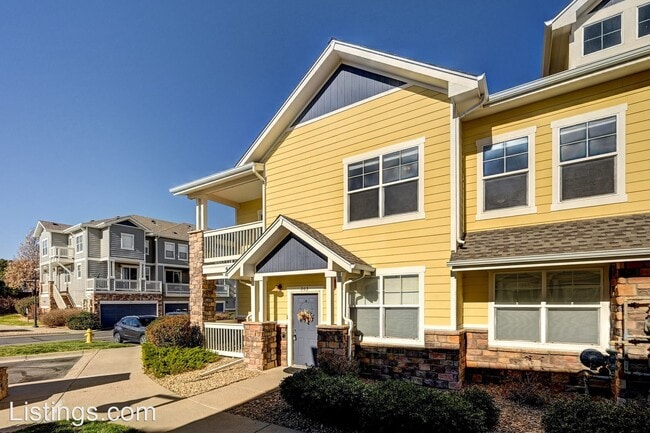 Building Photo - 3 br, 2 bath House - 9434 Ashbury Cir #203