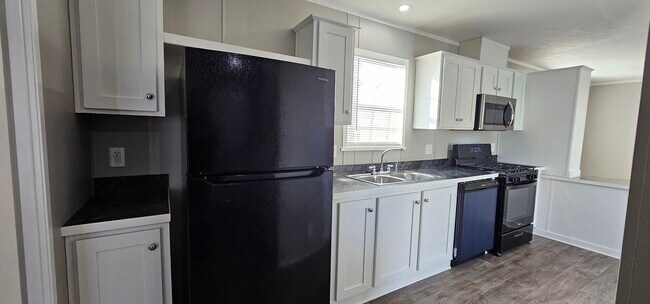 Foto del edificio - 229 Magnolia Pl