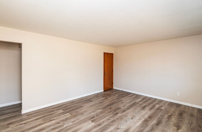 Foto del edificio - Lovely 3 Bedroom 2 Bathroom Home