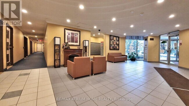 Photo du bâtiment - 1417-3050-3050 Ellesmere Rd
