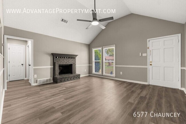 Foto del edificio - 6577 Chauncey-