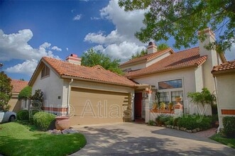 Building Photo - 609 Fiesta Cir