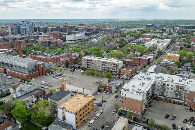 Aéreo - Vine Street Flats