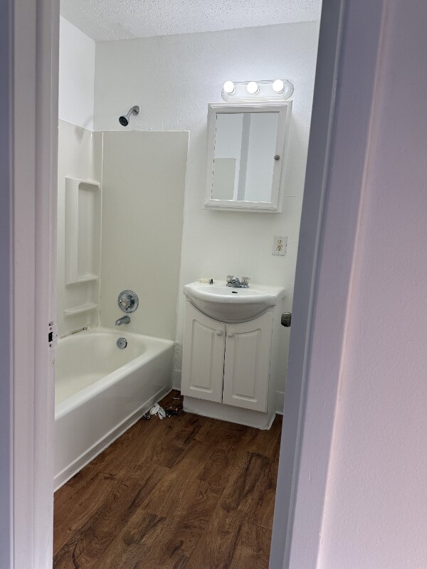 Foto del edificio - 310 NW Chapel Dr