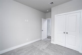 Building Photo - 4401 Alvin St