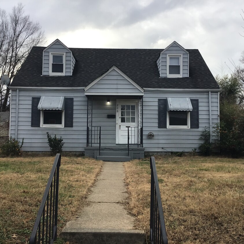 Primary Photo - 206 Mardick Rd