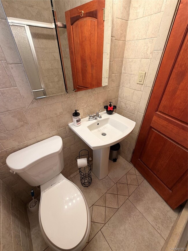 Building Photo - 7 Foran Pl