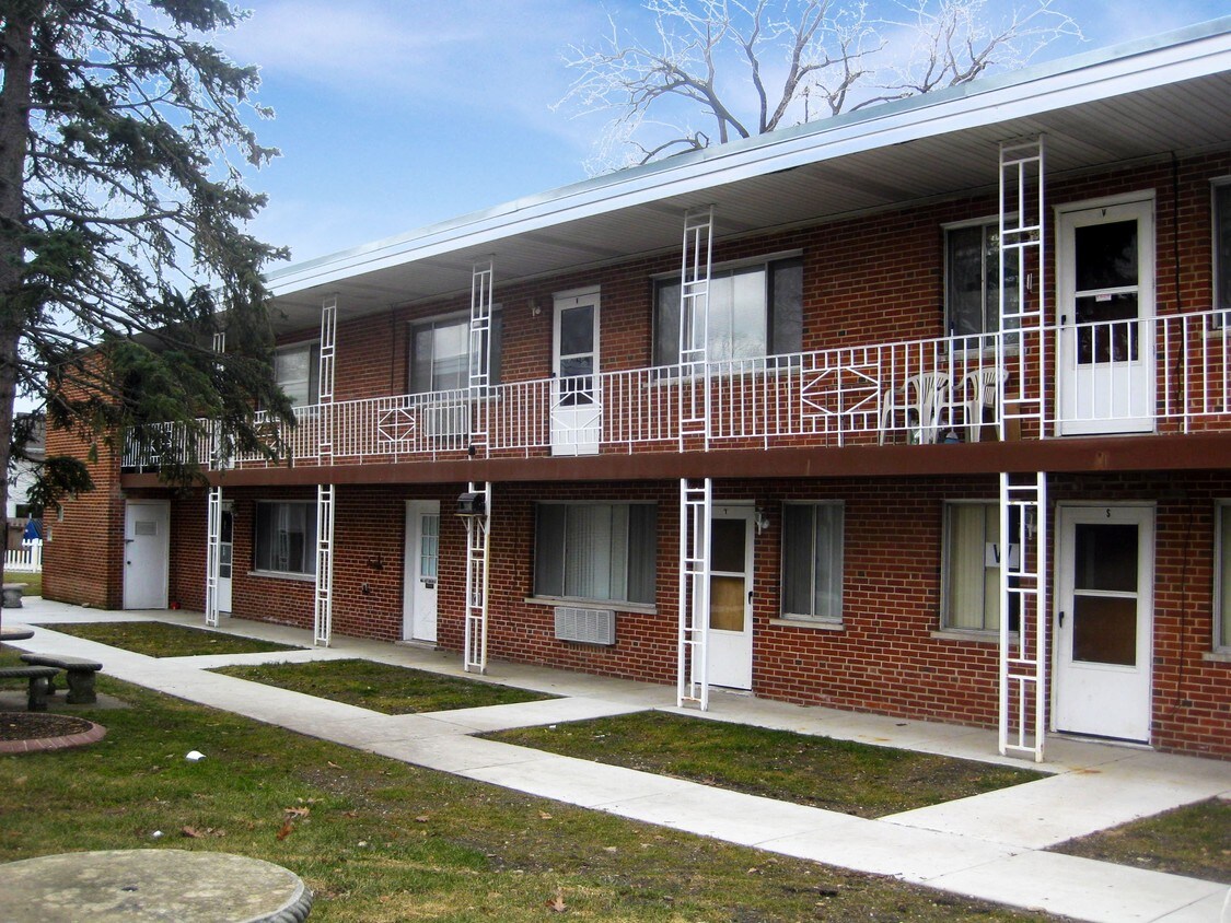 Foto del edificio - Wood Dale Station Apartments