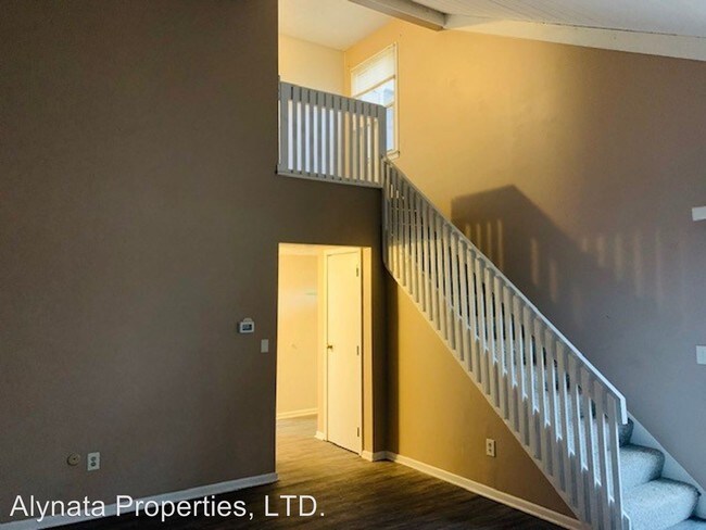 Foto del edificio - 4733-4735 Wynwood Ct