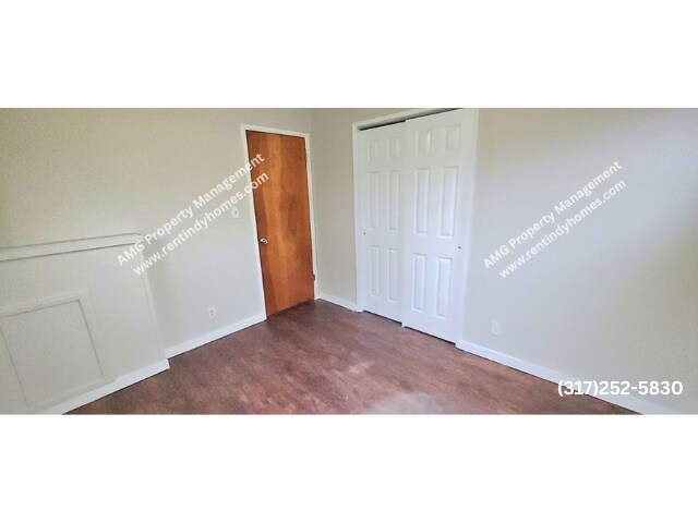 Foto del edificio - Charming Lawrence Township Duplex!