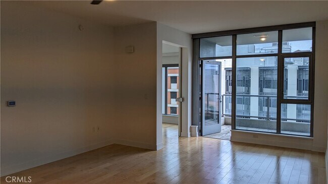 Building Photo - 575 Sixth Ave-