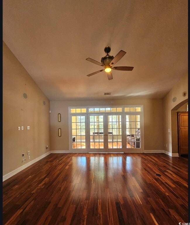 Building Photo - 4722 Harvest Dr