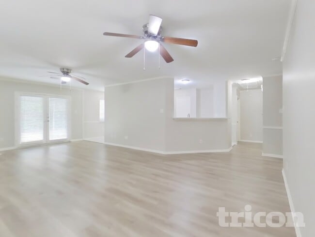 Building Photo - 18018 Heron Forest Ln