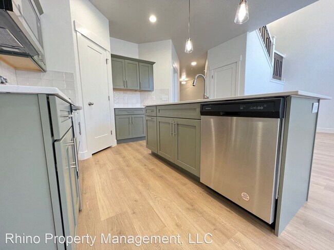 Building Photo - 3 br, 2.5 bath House - 1427 North 3860 Wes...