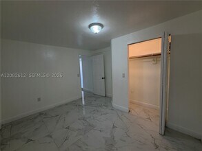 Building Photo - 4265 NW 5th Ave