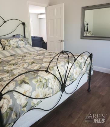 Building Photo - 931 Champion Ln