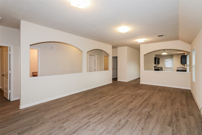 Building Photo - 5538 Plantation Forest Dr