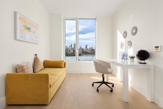 Foto del edificio - 30-55 Vernon Blvd