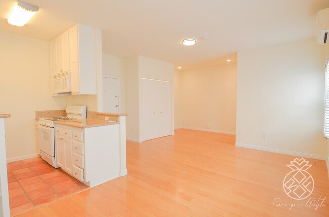 Building Photo - 5917 Barton Ave