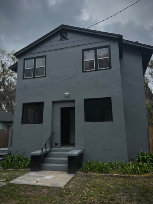 Building Photo - 3376 N Laura St