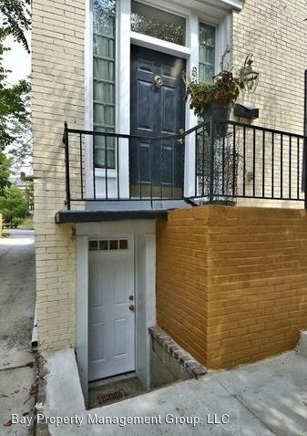 Primary Photo - 344 E 33rd St
