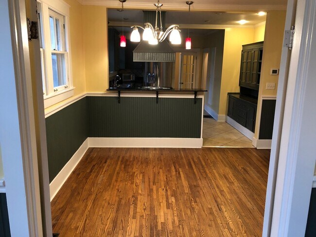 Foto del edificio - 2 Bed, 3 Bath Home with Large Backyard