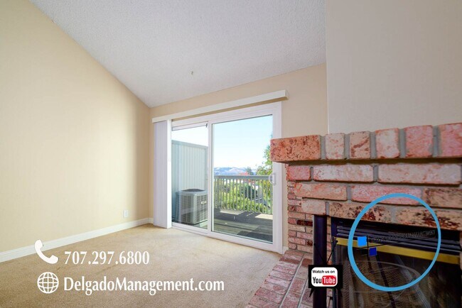 Building Photo - Benicia! Large 2/2 with detached one car g...