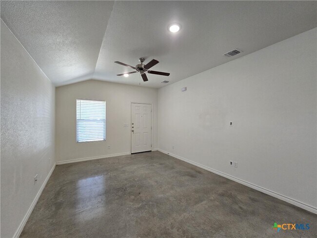 Building Photo - 2318 Zanoletti Ct
