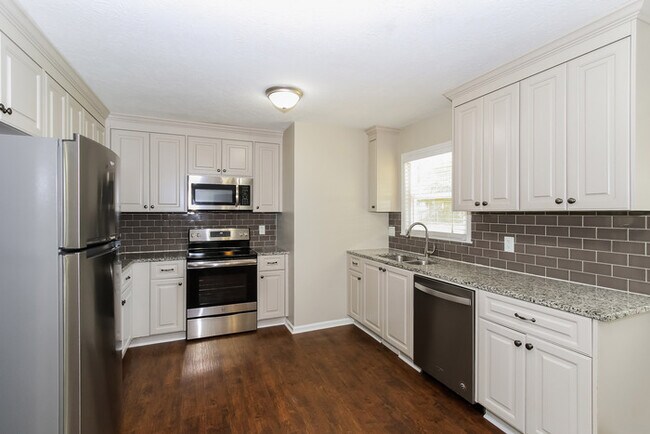 Building Photo - Charming 3 Bedroom Brick Home in North Augusta, SC