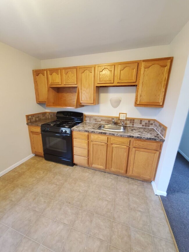 Foto del edificio - 4605-4607 W. Villard Ave. (Duplex)