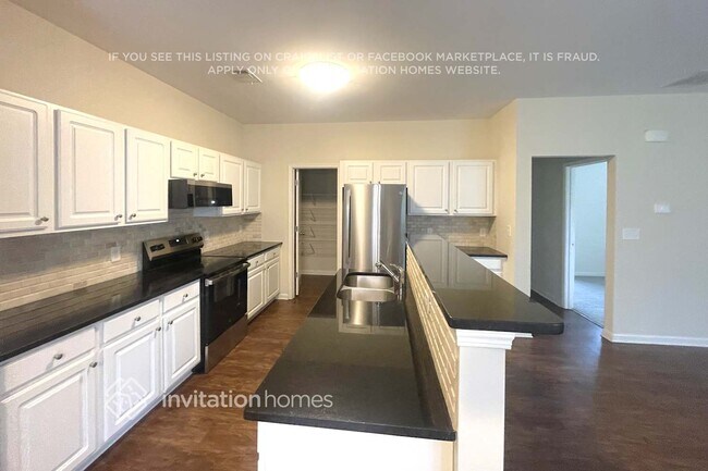 Foto del edificio - 192 Forrest Park Ln