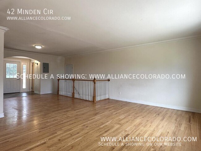 Foto del edificio - 42 Minden Cir
