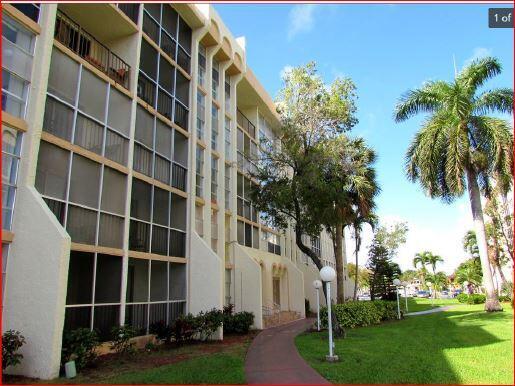 Foto del edificio - 851 Three Islands Boulevard