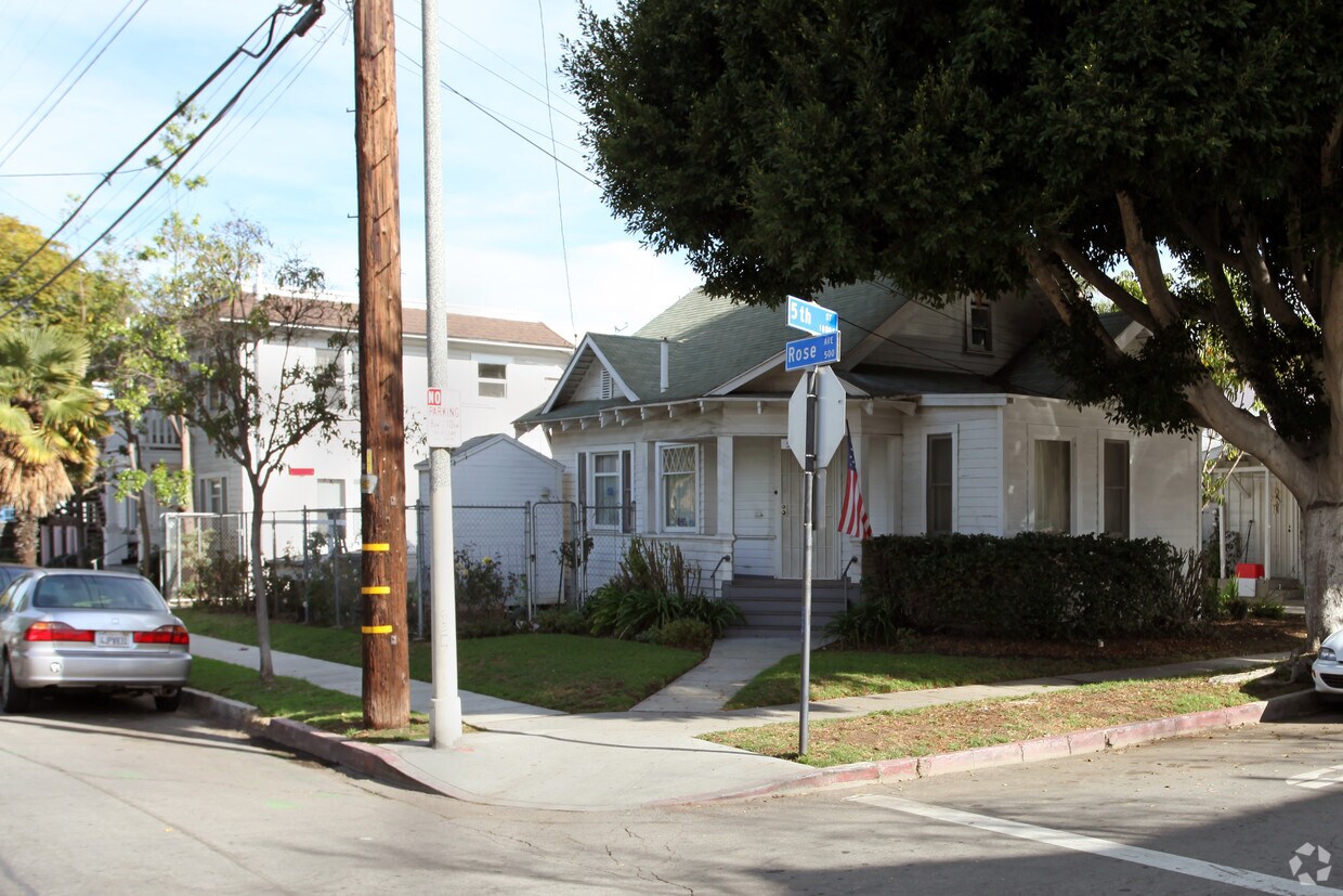Primary Photo - 500-516 Rose Ave