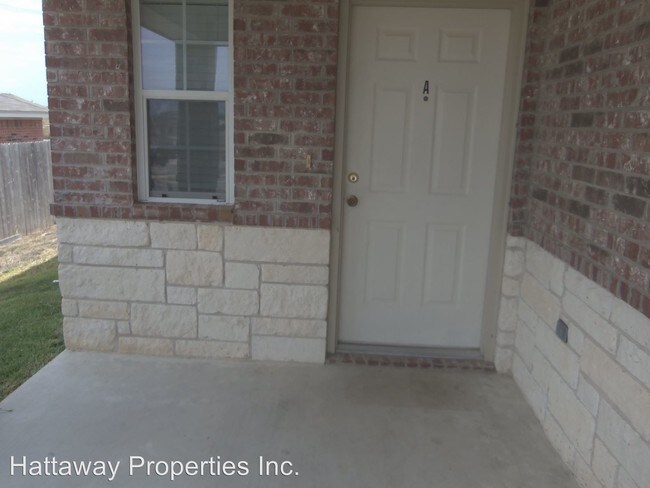 Building Photo - 2810 Windmill Ct