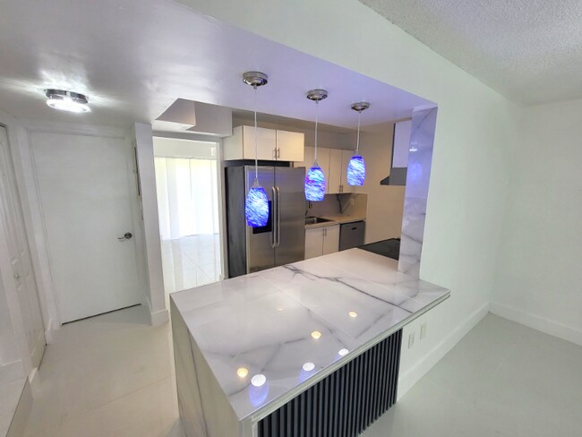 Foto del edificio - 9430 SW 170th St