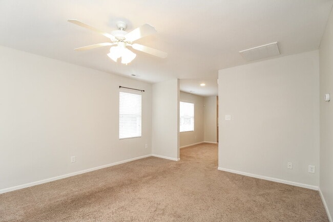 Building Photo - 3720 Cheshire Woods Dr