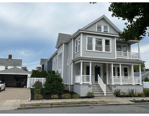 Building Photo - 403-405 W Clinton St